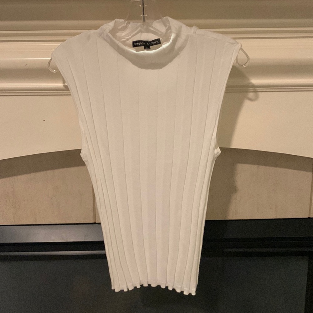 Preston & York, sleeveless, mock neck top